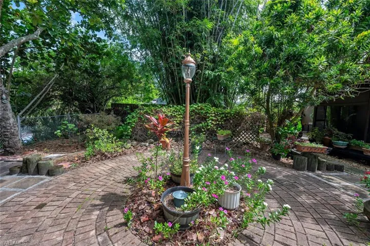 1741  45th SW TER, Naples, FL 34116