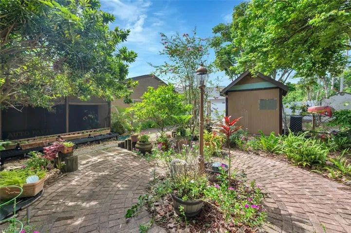 1741  45th SW TER, Naples, FL 34116