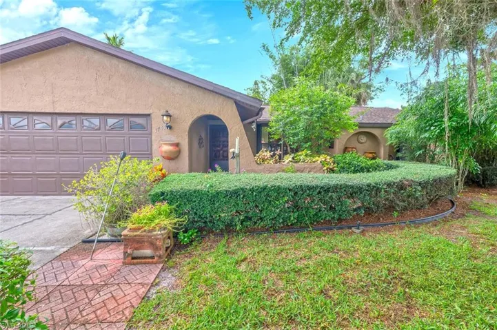 1741  45th SW TER, Naples, FL 34116
