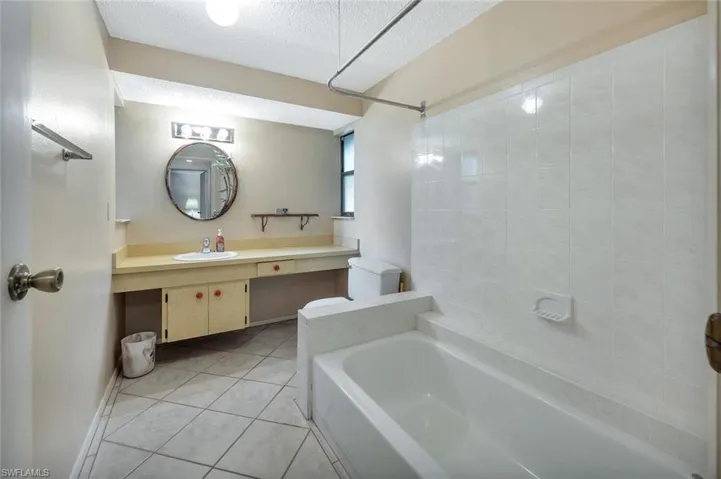 1741  45th SW TER, Naples, FL 34116