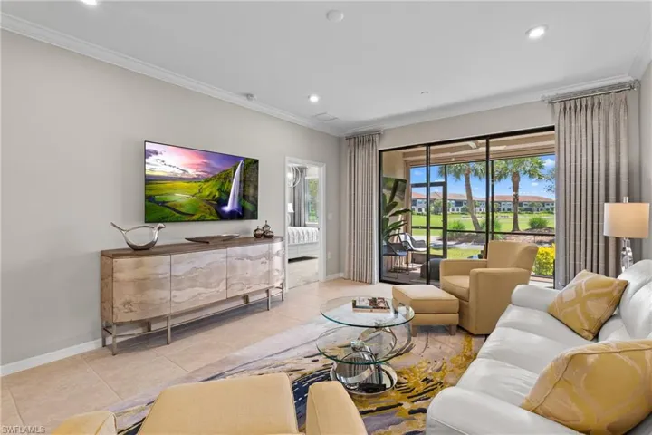 9402  Pocida  CT, Naples, FL 34119