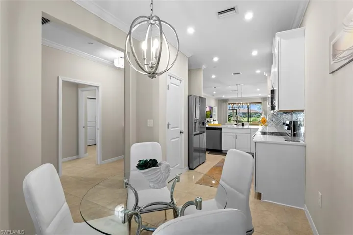 9402  Pocida  CT, Naples, FL 34119