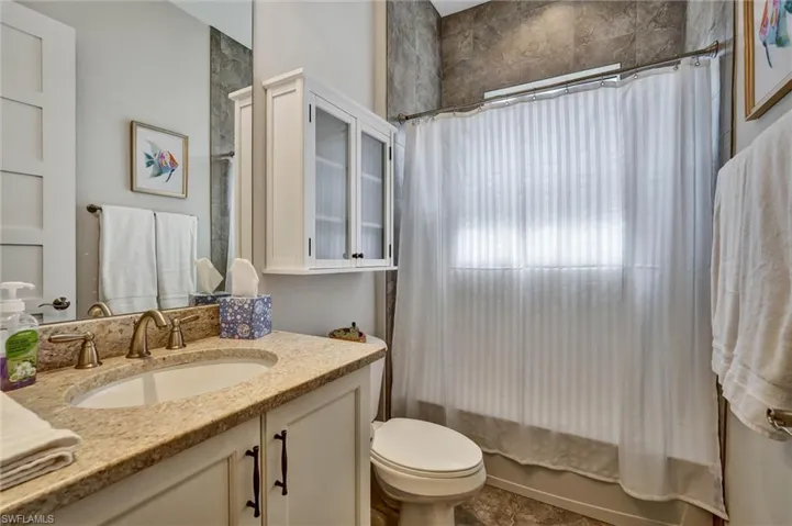 6939 Cay Ct, Naples, Florida 34113