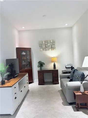 6939 Cay Ct, Naples, Florida 34113