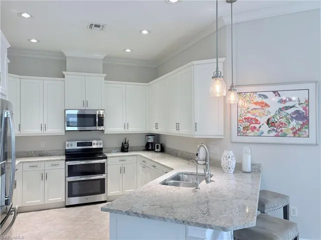 6939 Cay Ct, Naples, Florida 34113