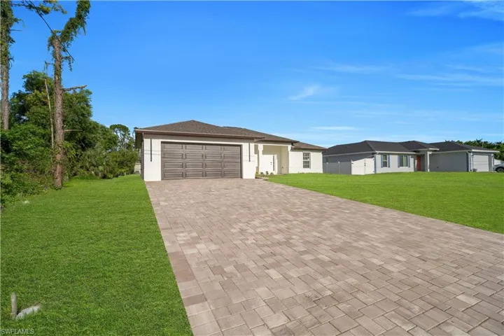 3449 Ne 8th Pl, Cape Coral, Florida 33909