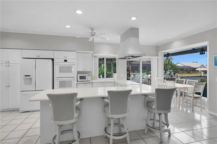 200 Windbrook Ct, Marco Island, Florida 34145