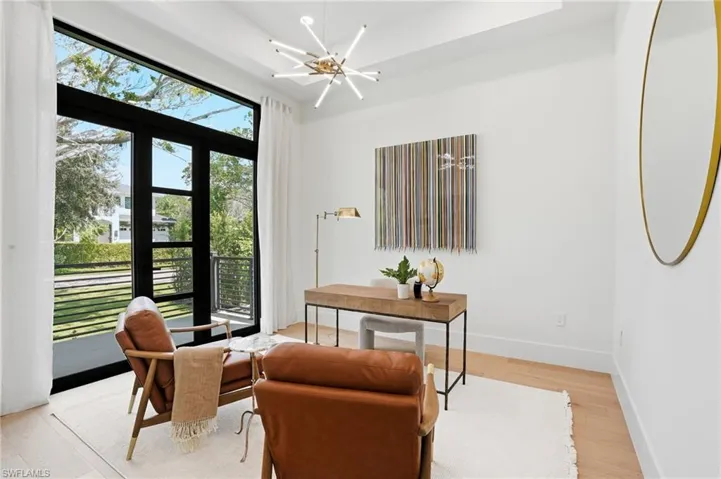 1150 8th Ter N, Naples, Florida 34102