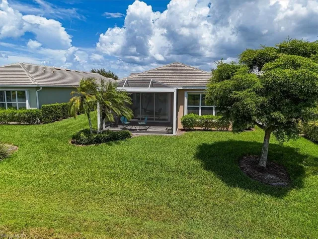 2612 Vareo Ct, Cape Coral, Florida 33991