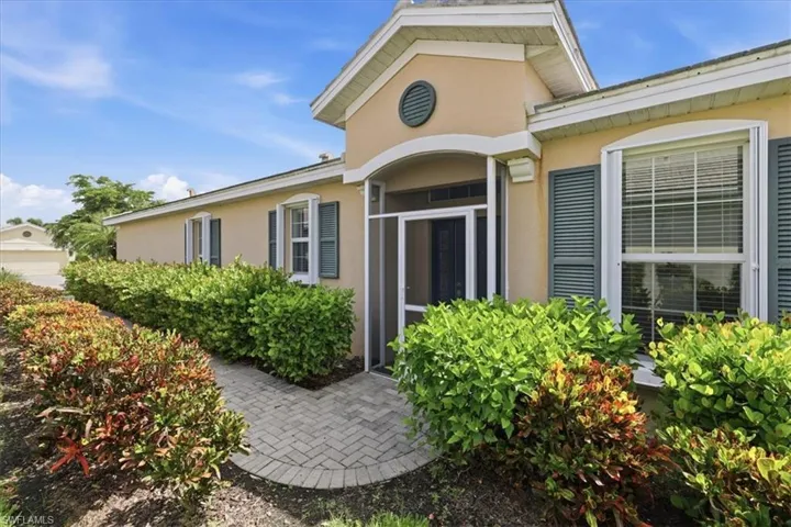 2612 Vareo Ct, Cape Coral, Florida 33991
