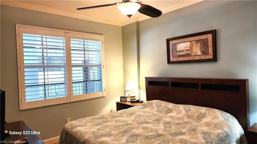 King Bed in Master & Plantation Shutters!