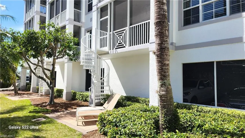 Spiral Staircase! Steps away from ALL THE FUN!
