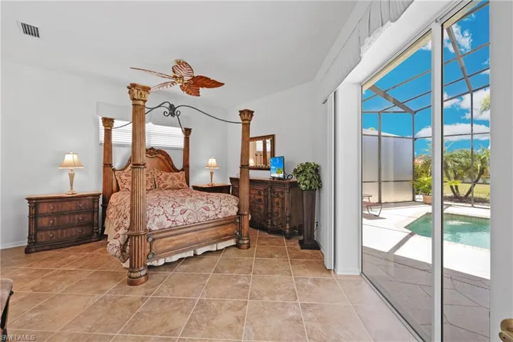 28480  Highgate  DR, Bonita Springs, FL 34135