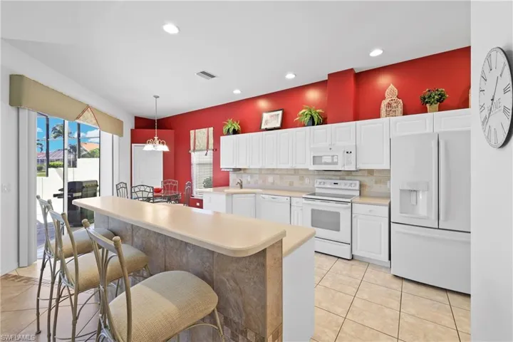 28480  Highgate  DR, Bonita Springs, FL 34135