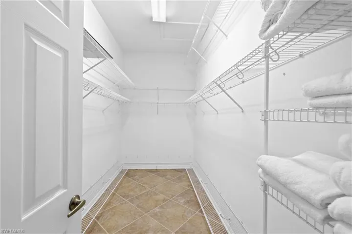 28480  Highgate  DR, Bonita Springs, FL 34135