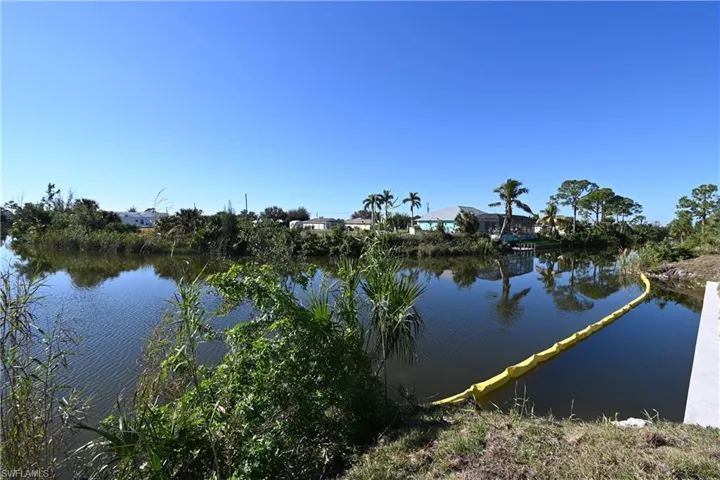 1630 Ne 37th St, Cape Coral Fl 33909
