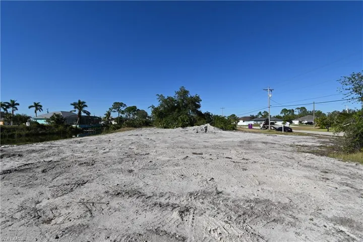 1630 Ne 37th St, Cape Coral Fl 33909