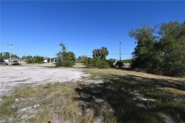 1630 Ne 37th St, Cape Coral Fl 33909