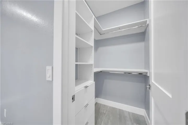 1125 Ne 14th Ter, Cape Coral, Florida 33909