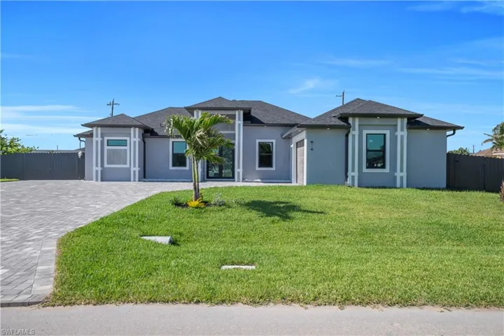 1125 Ne 14th Ter, Cape Coral, Florida 33909