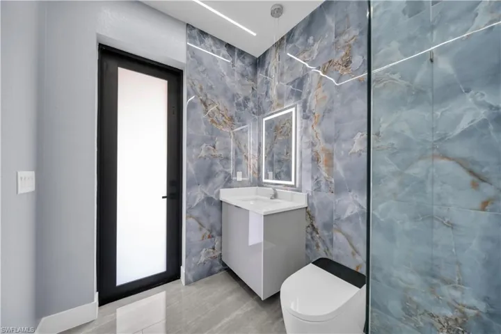 1125 Ne 14th Ter, Cape Coral, Florida 33909