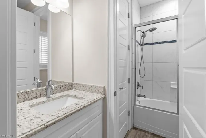 2644 Fairmont Cove Ct, Cape Coral, Florida 33991