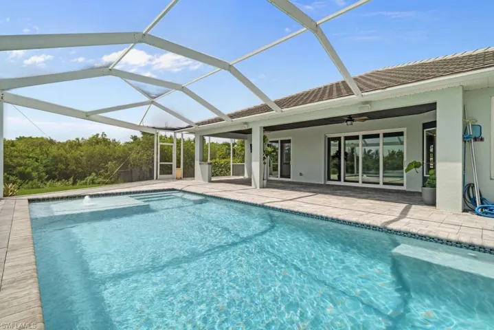 2644 Fairmont Cove Ct, Cape Coral, Florida 33991