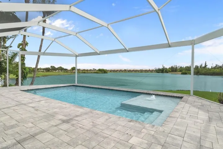 2644 Fairmont Cove Ct, Cape Coral, Florida 33991