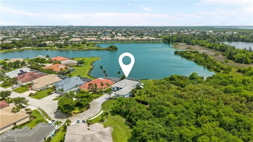2644 Fairmont Cove Ct, Cape Coral, Florida 33991