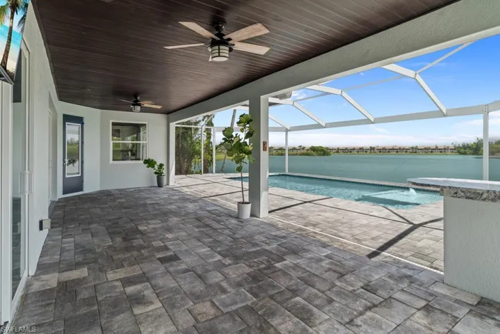 2644 Fairmont Cove Ct, Cape Coral, Florida 33991