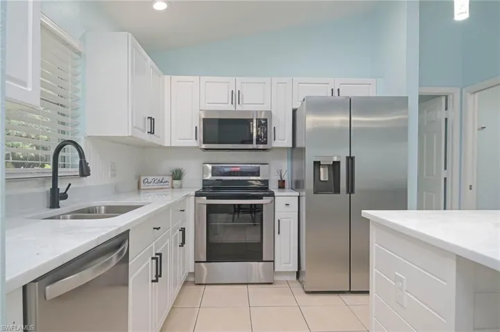 1703 Ne 6th St, Cape Coral Fl 33909