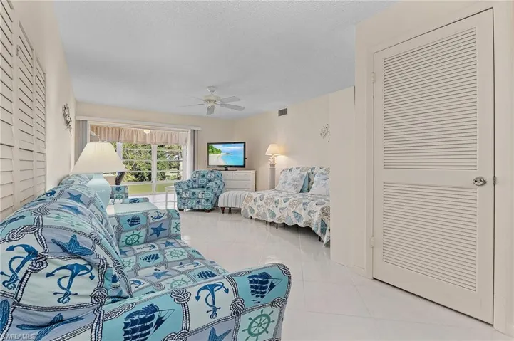 315 Saint Andrews Blvd # D23, Naples Fl 34113