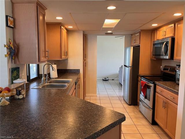 235 NW 5th ST, CAPE CORAL FL 33993