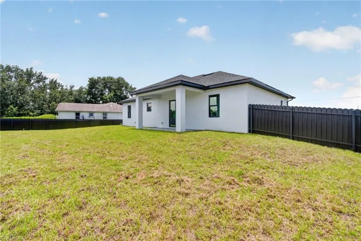 503 Palora Ave, Lehigh Acres, Florida 33974
