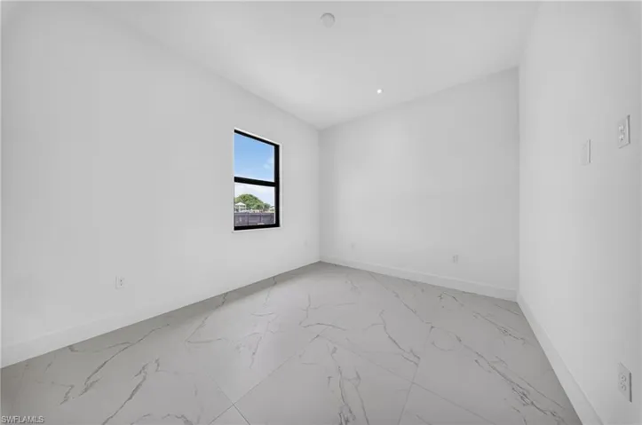 503 Palora Ave, Lehigh Acres, Florida 33974