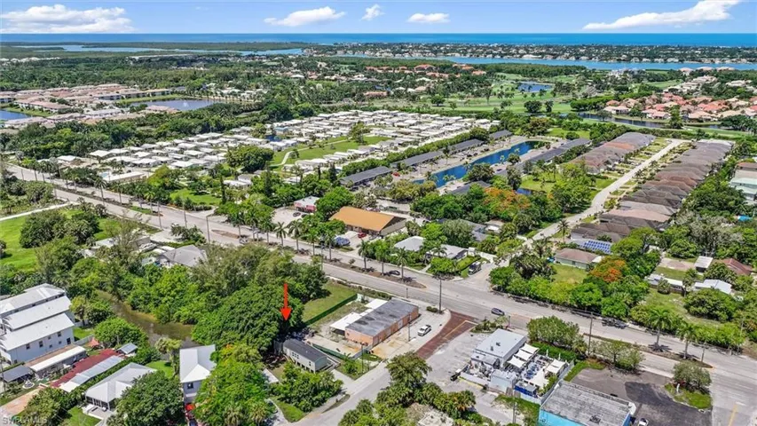 2960 Lunar St, Naples, Florida 34112