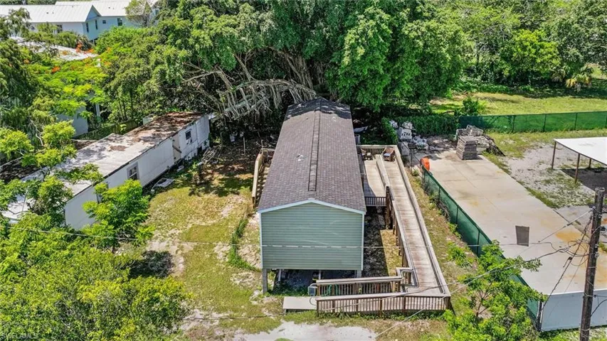 2960 Lunar St, Naples, Florida 34112