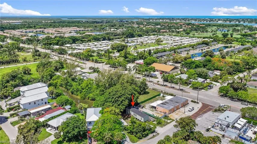 2960 Lunar St, Naples, Florida 34112