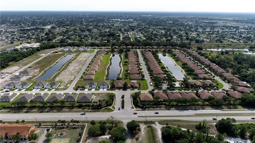 18303 Gibraltar Ln, Lehigh Acres, Florida 33936