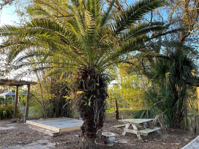 2143 NE 28th ST, CAPE CORAL FL 33909