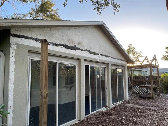 2143 NE 28th ST, CAPE CORAL FL 33909