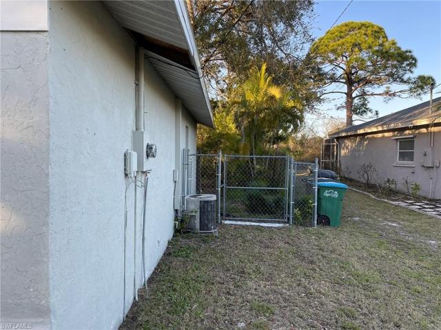 2143 NE 28th ST, CAPE CORAL FL 33909