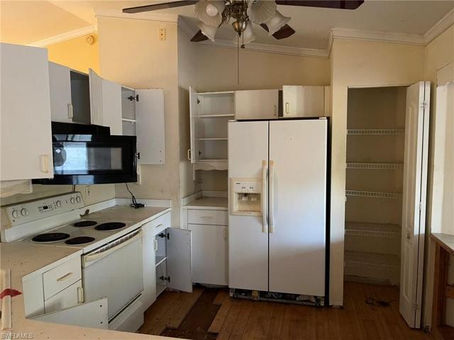 2143 NE 28th ST, CAPE CORAL FL 33909