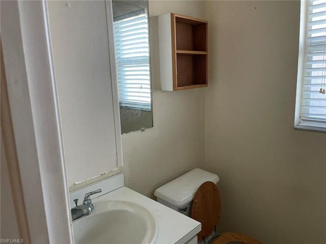 2143 NE 28th ST, CAPE CORAL FL 33909