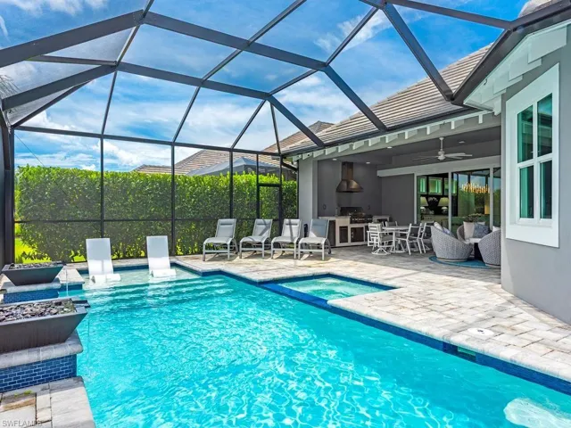 8870 Calypso Ct, Naples, Florida 34112