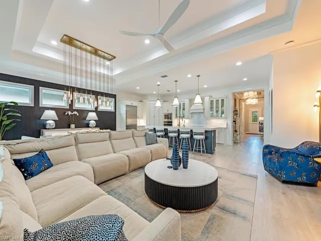 8870 Calypso Ct, Naples, Florida 34112