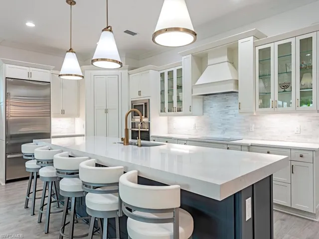 8870 Calypso Ct, Naples, Florida 34112