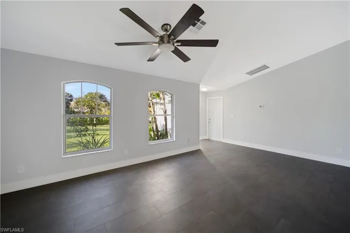 390  35th NE AVE, Naples, FL 34120