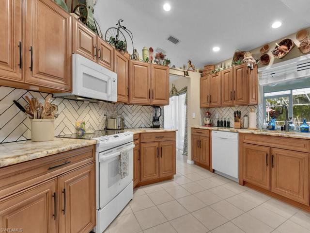 Lots of cabinet space