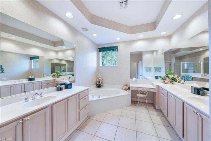 26951 Wyndhurst CT # 201, BONITA SPRINGS FL 34134